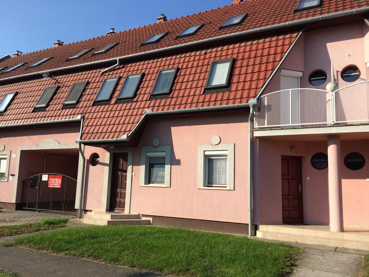 Aida Apartman Harkány Екстериор снимка